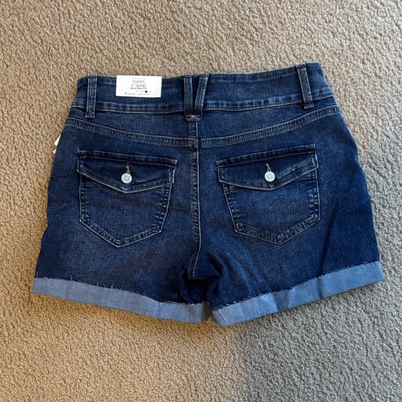 Maurice’s Dark Blue Denim Women's Shorts - Picture 3 of 3